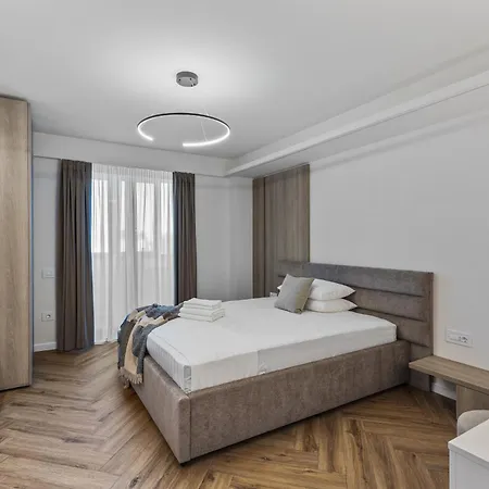 Met4l Apartment